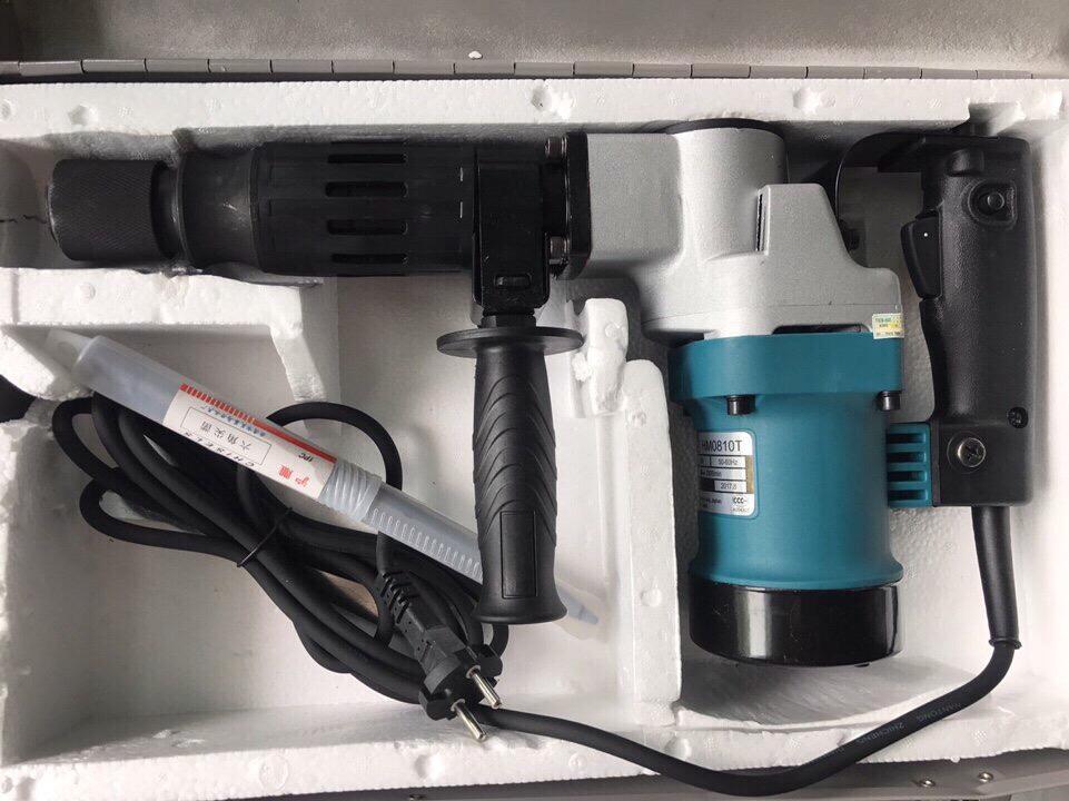 máy đục bê tông 0810 makita