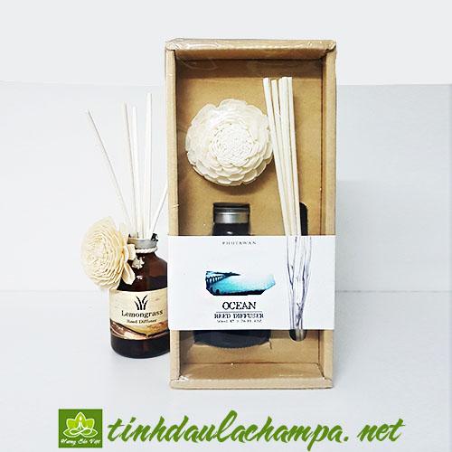 Tinh dầu cắm que gỗ hương Biển Phutawan Thái Lan