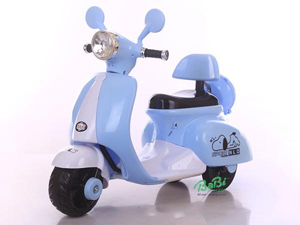 Xe máy điện trẻ em vespa cổ xm3279