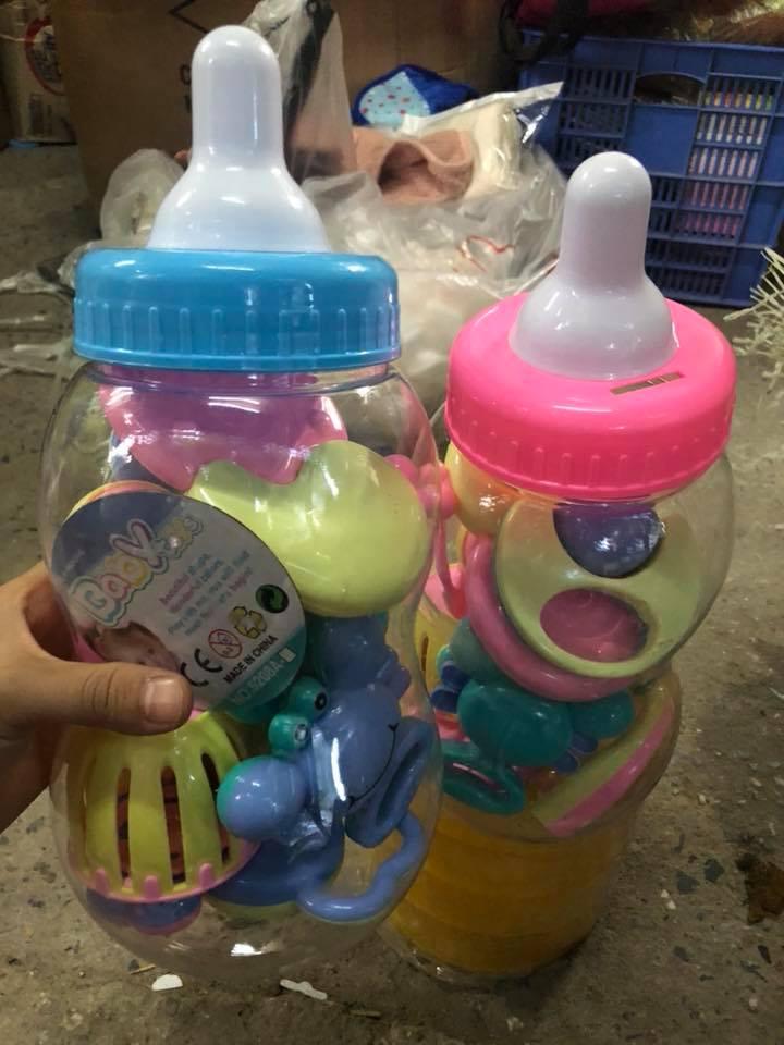 Bộ đồ chơi xúc xắc bình sữa 9 chi tiết cho bé
