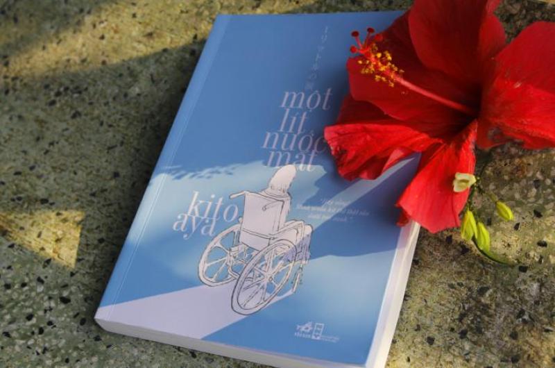 Mua Một Lít Nước Mắt - Tặng Bookmark Kẹp Sách