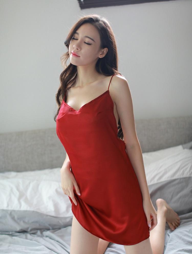 CDAN63 áo ngủ phi bóng hở lưng sexy 3.jpg