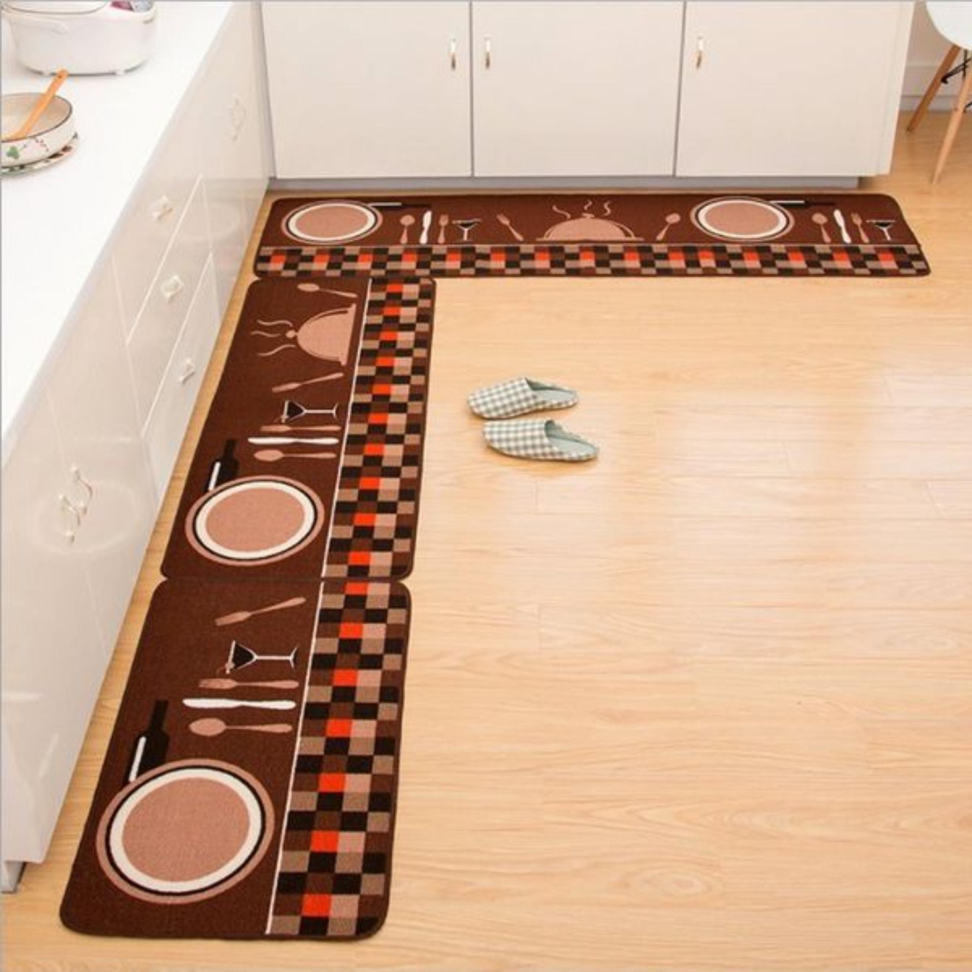 Thảm Trải Sàn Nhà Bếp: Với những chiếc thảm trải sàn nhà bếp, không chỉ giúp cho không gian bếp trở nên sạch sẽ, mát mẻ hơn mà còn mang lại cho bạn sự an toàn khi bước chân. Hãy xem ảnh để tìm kiếm cho mình mẫu thảm ưng ý nhất.
