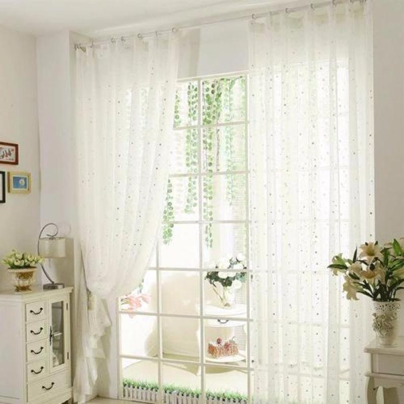 Rèm voan trắng họa tiết ngôi sao ( 1.5m ngang x 2.7m dài )
