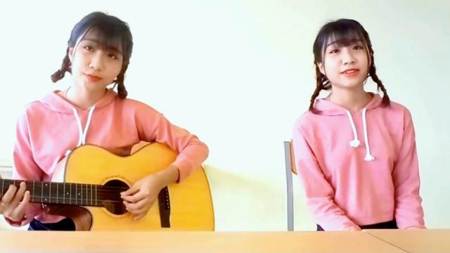 CHỊ EM2.jpg