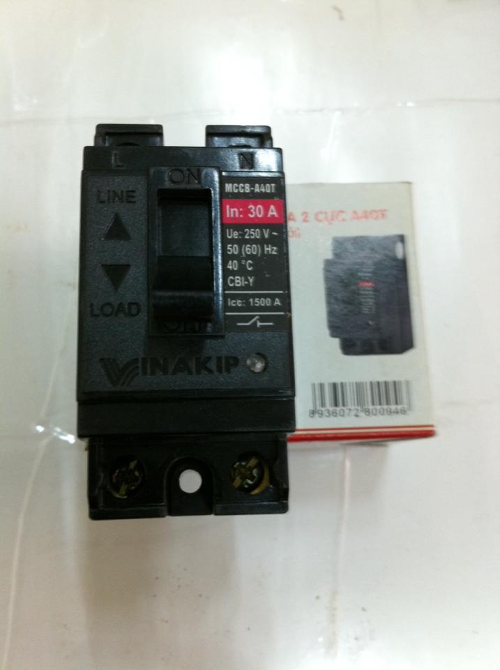 CB Cóc 40A Vinakip / Cầu dao an toàn 40A