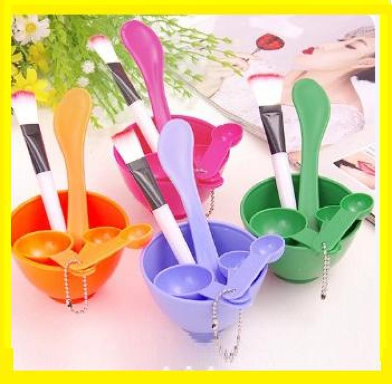 Dụng Cụ Bát Trộn Mặt Nạ ( Màu ngẫu nhiên )