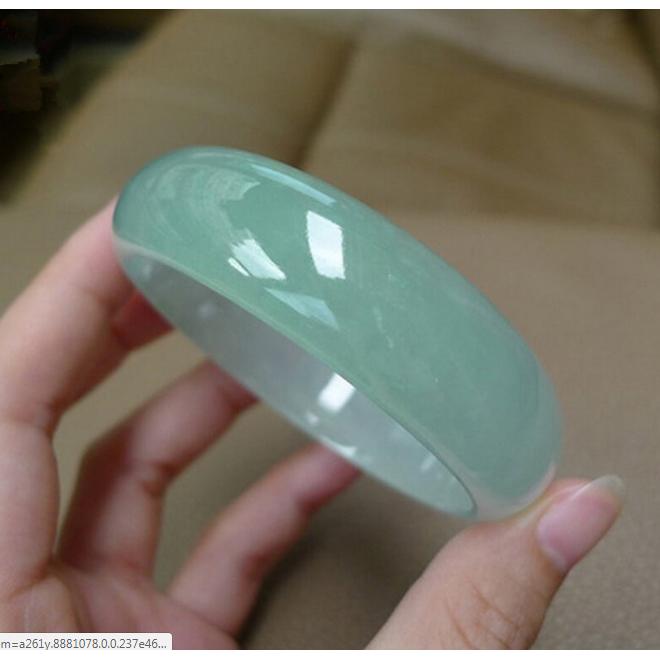 Vòng ngọc cẩm thạch Jadeit