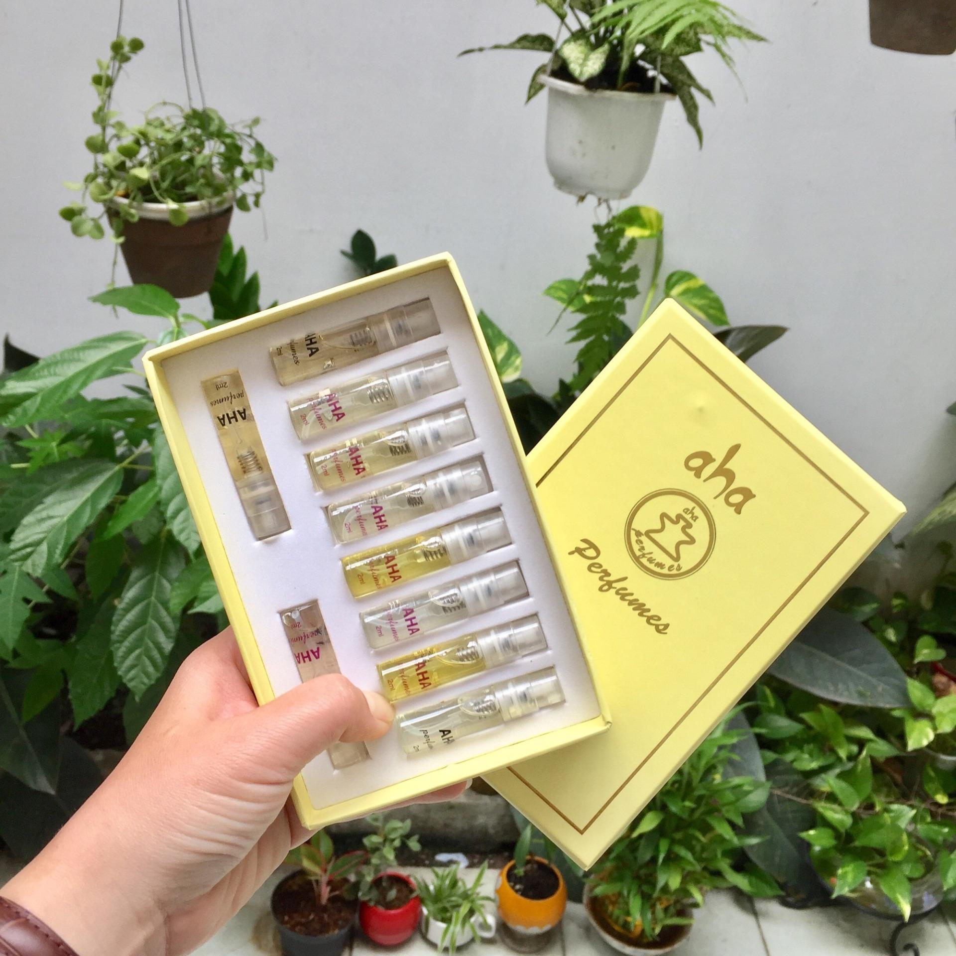 Combo 10 mẫu thử 2ml dạng xịt nước hoa nữ AHAPERFUMES
