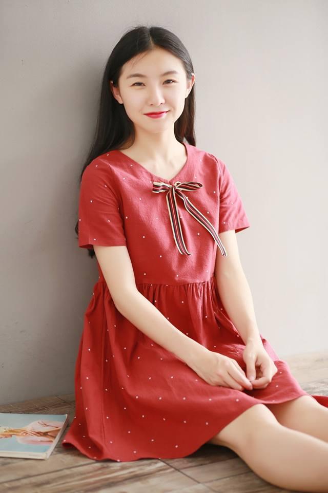 Myc 1174 váy bầu chấm bi đỏ nơ cổ