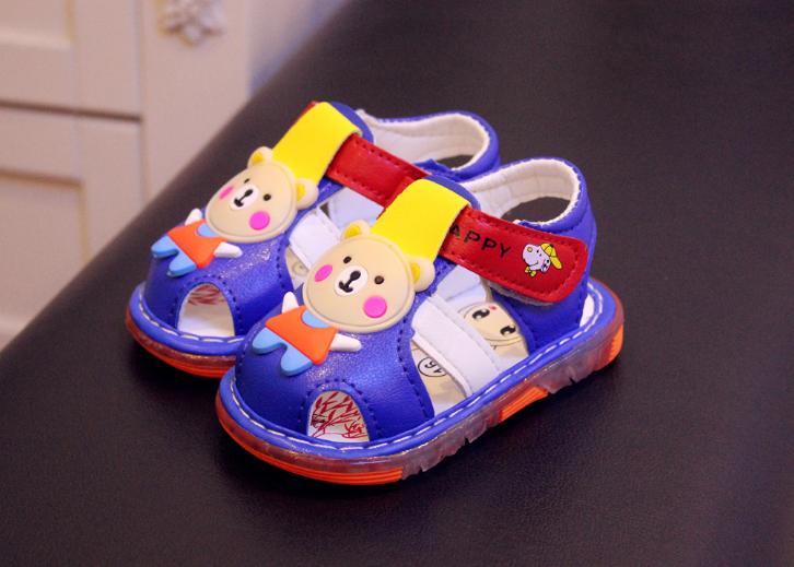 Sandal gấu cho bé trai tập đi có đèn - xanh
