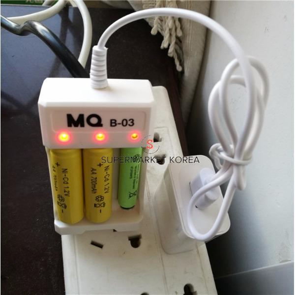 Bộ sạc pin tiểu, pin đũa (pin 2A, pin 3A) đa năng MQ B-03