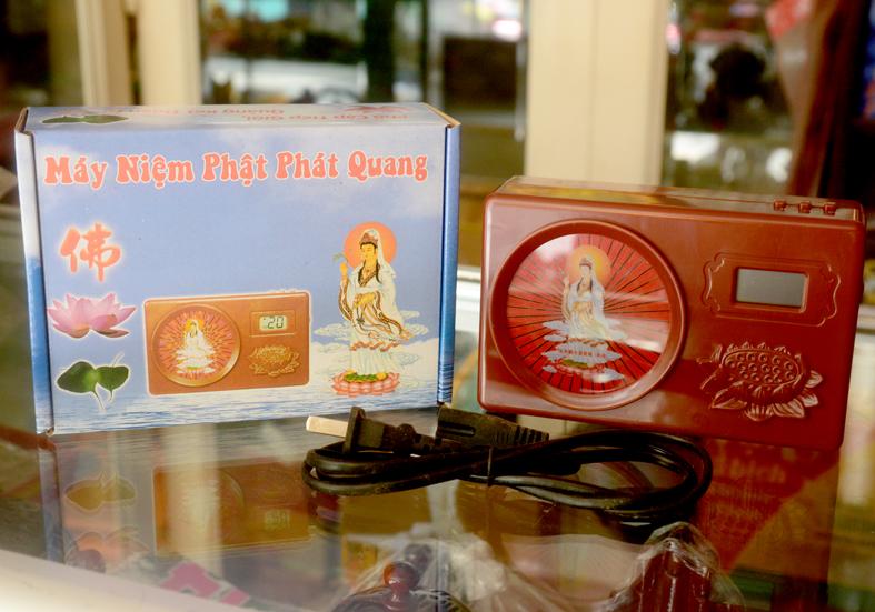 Máy niệm Phật tụng kinh 20 bài hào quang phát sáng-Kèm video