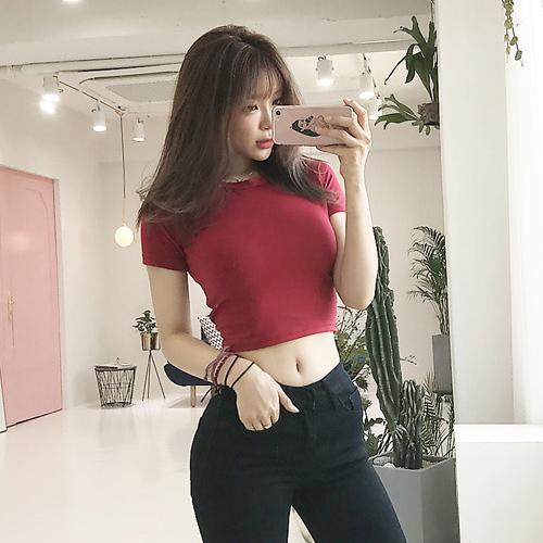 [HCM]Áo Thun Nữ Croptop Tay Ngắn Siêu Tôn Dáng Tiểu Thanh Shop (màu đỏ)