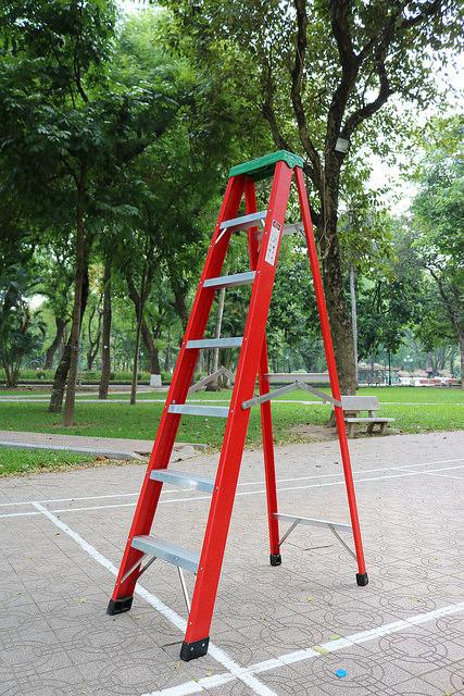 Thang cách điện chữ a nikawa nkj-7c