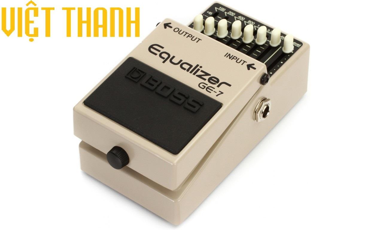 Fuzz Guitar Electric Boss GE7 Hoạt Động Bằng Pin 9V hoặc bộ nguồn AC Adaptor
