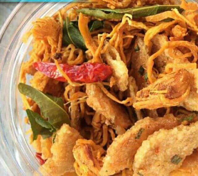 Hủ 350G Cơm cháy lắc khô gà xé cay ngon tuyệt, rẻ, chất lượng, sỉ, dạo, ăn vặt, combo, nhà làm, hot