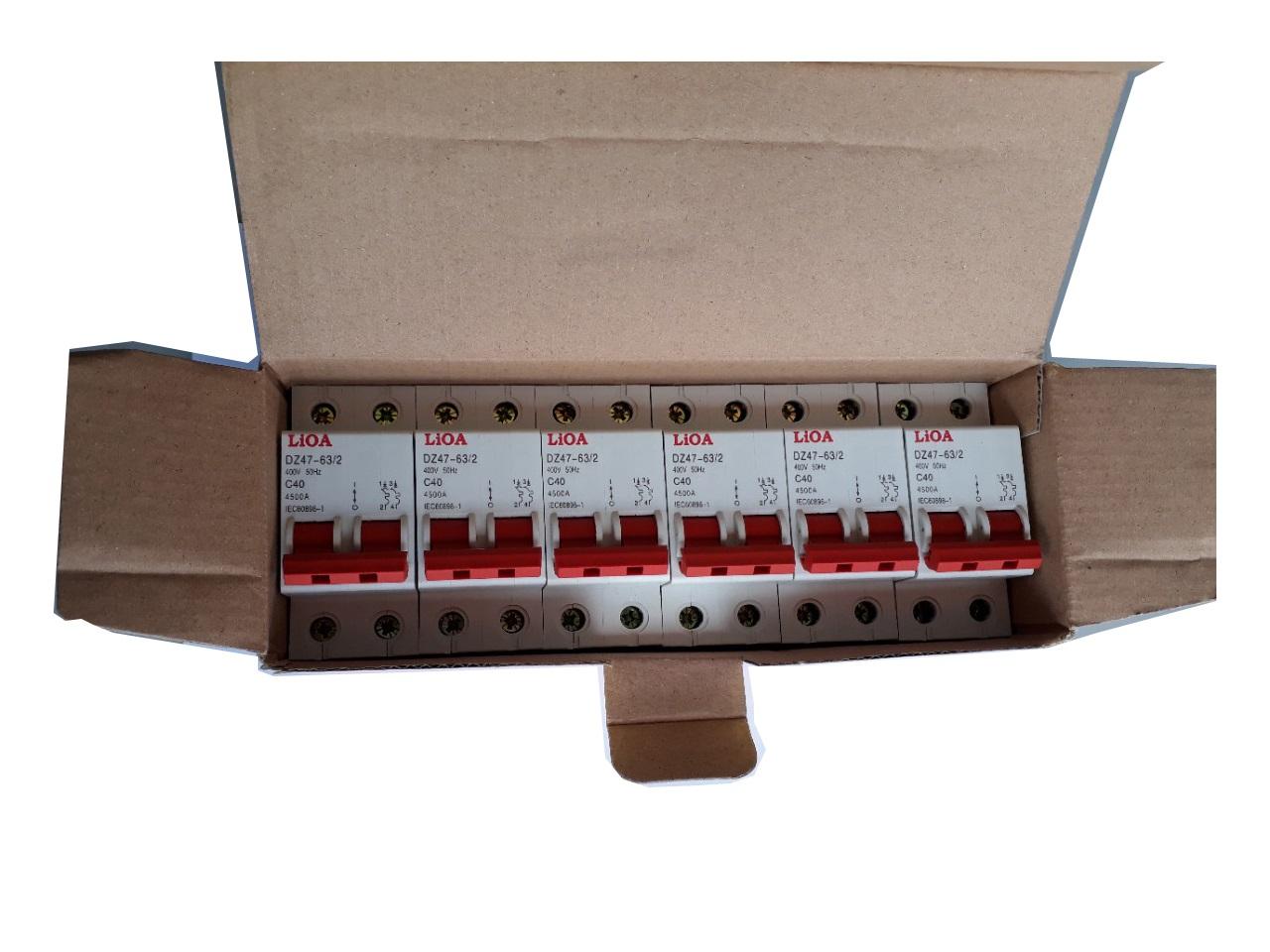 COMBO HỘP 6 CẦU DAO TỰ ĐỘNG (APTOMAT) LIOA 2 CỰC – DÒNG ĐỊNH MỨC 10A- DÒNG CẮT 4.5kA (TRẮNG)
