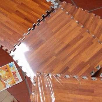 Combo 08 miếng xốp giả gỗ trải sàn kích thước 60X60cm