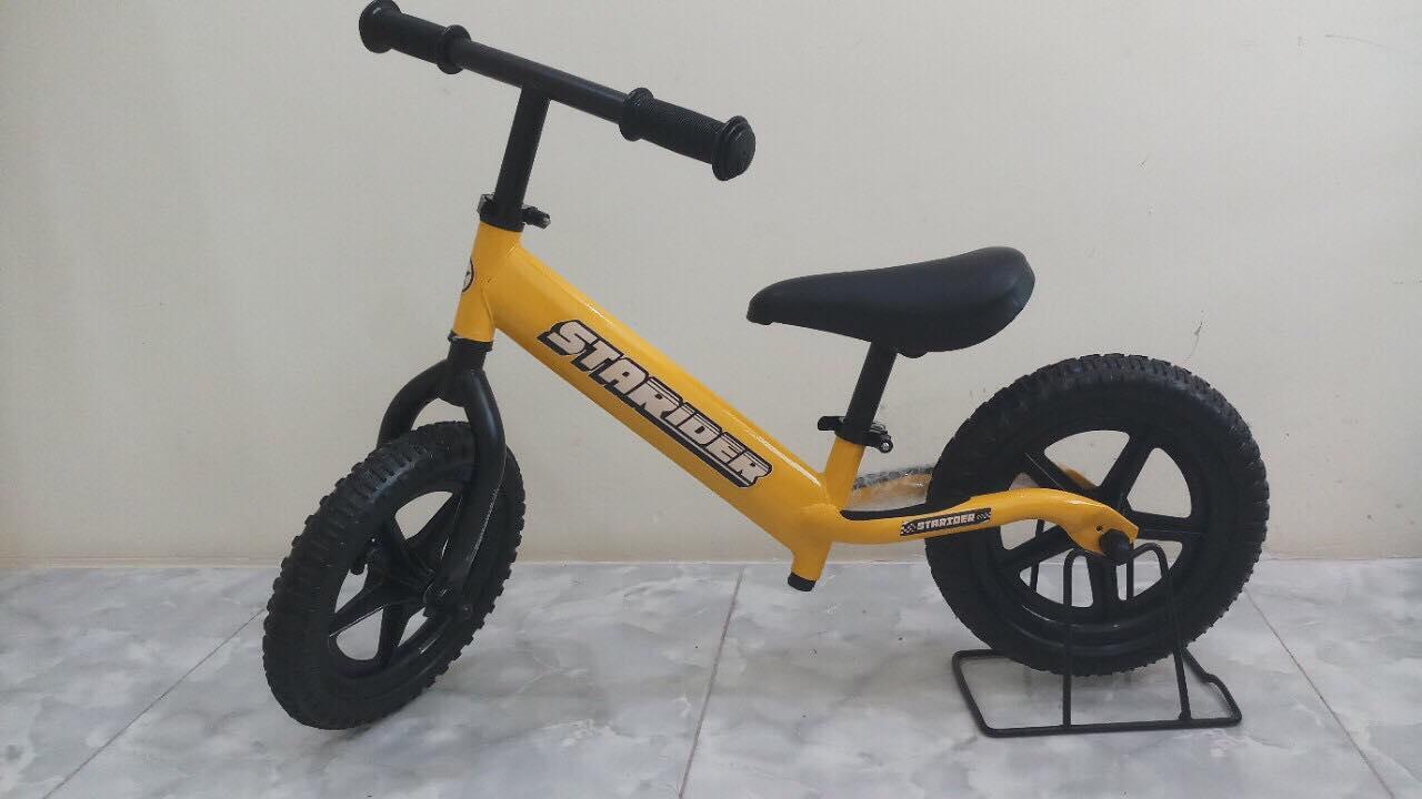 Xe thăng bằng Starider Lite 9 tặng kèm chuông xe + bọc tay lái +biển số xe cho bé
