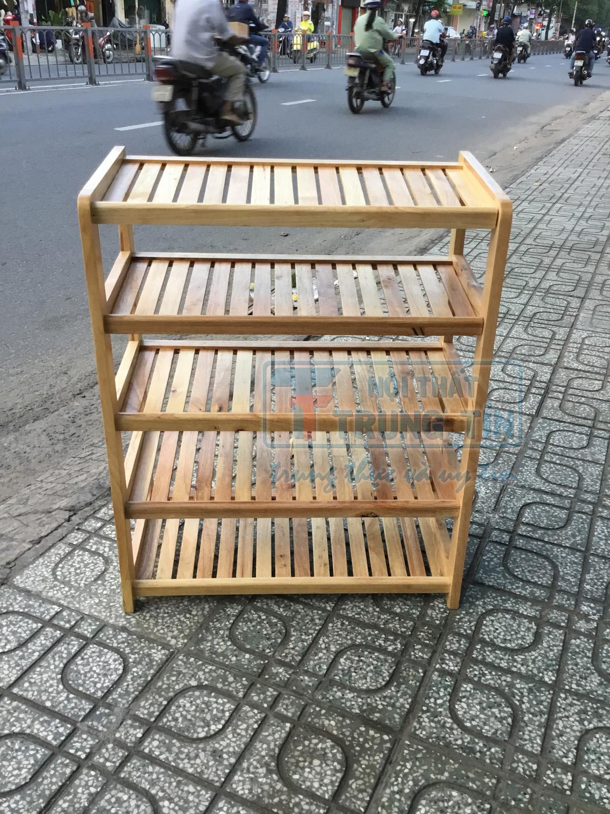 Kệ dép gỗ 5 tầng ngang 60 màu nâu
