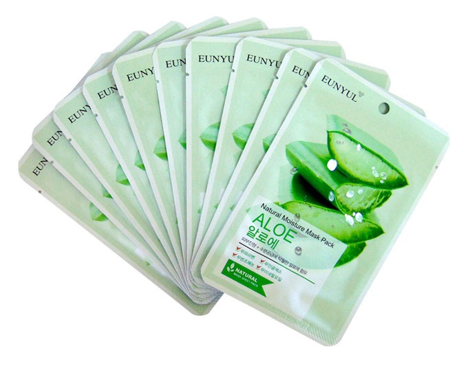 Đắp mặt nạ Eunyul Natural Moisture Aloe