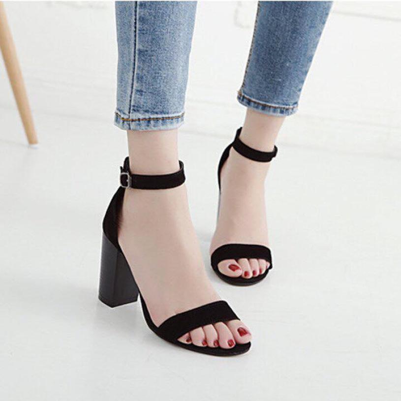 Giày cao gót 7cm bản ngang đen giá rẻ