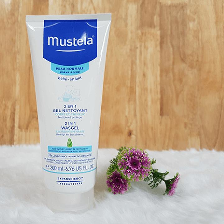 Sữa tắm gội trẻ em 2 in 1 mustela 200ml