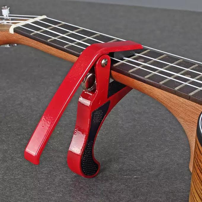 Capo Guitar Màu Đỏ