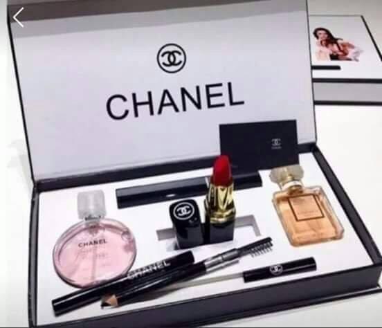 BỌ TRANG ĐIỂM 5 MÓN CAO CẤP SANG TRỌNG