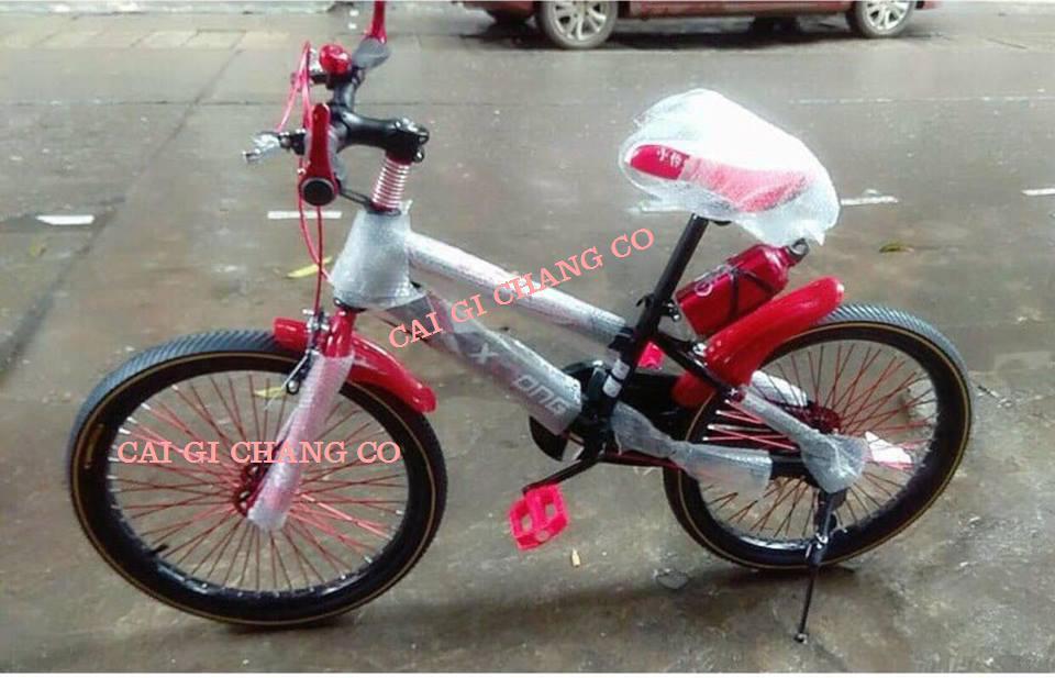 Mua XE ĐẠP ĐỊA HÌNH CHO BÉ TRAI TỪ 6 TUỔI ĐẾN 10 TUỔI SIZE 20INCH HÀNG CHUẨN CÓ CHÂN CHỐNG