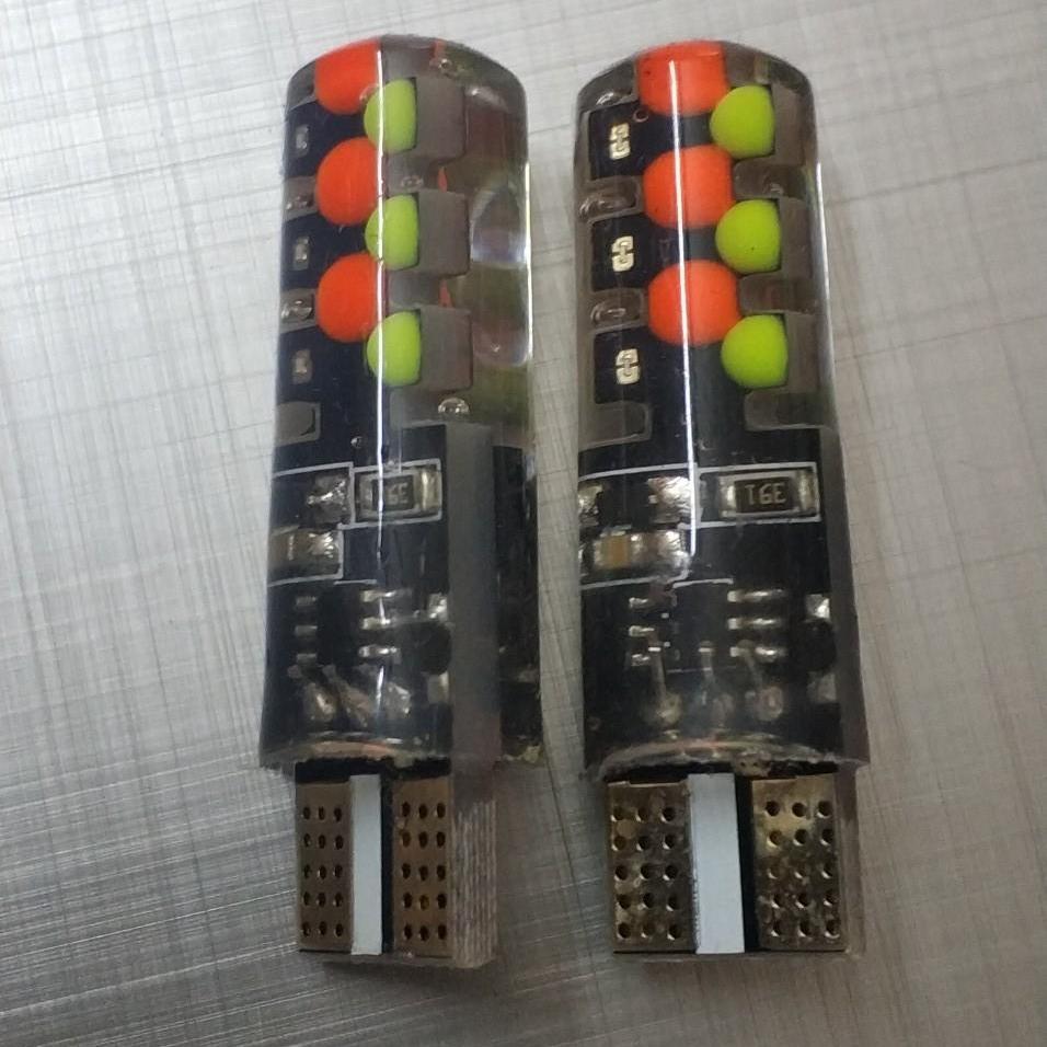 Bộ 2 bóng demi xe may Led xi nhan demi T10 16 màu có remote cho xe máy