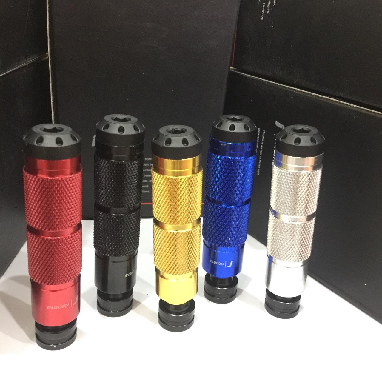 Gác chân sau CNC cao cấp - chống đổ SAU cho mọi xe máy B222- ngẫu nhiên