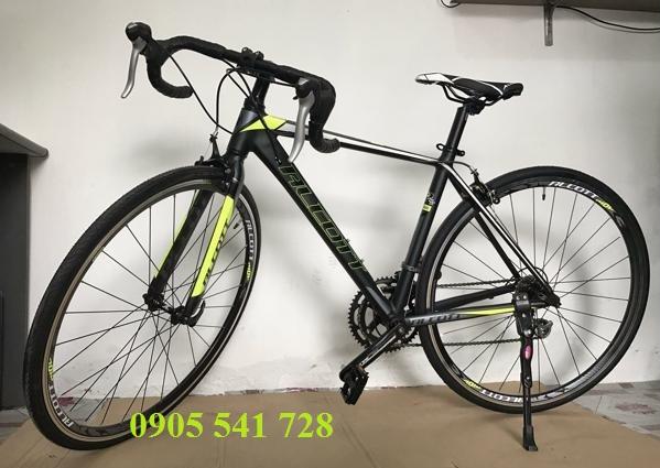 Alcott R720 màu Xanh Chuối