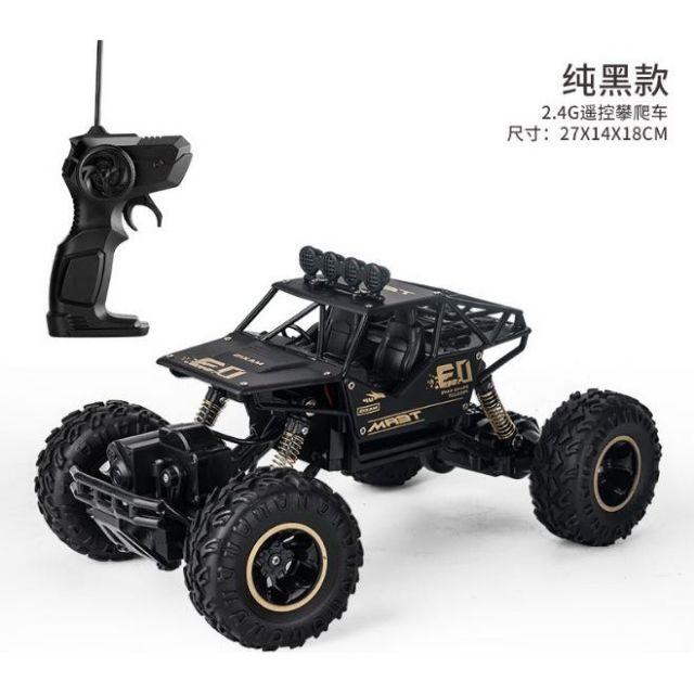 Xe địa hình leo đá lốp hơi m xóc 2 cầu