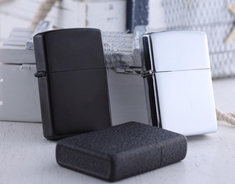 Bật lứa zippo bạc sành điệu giá rẻ - mkac