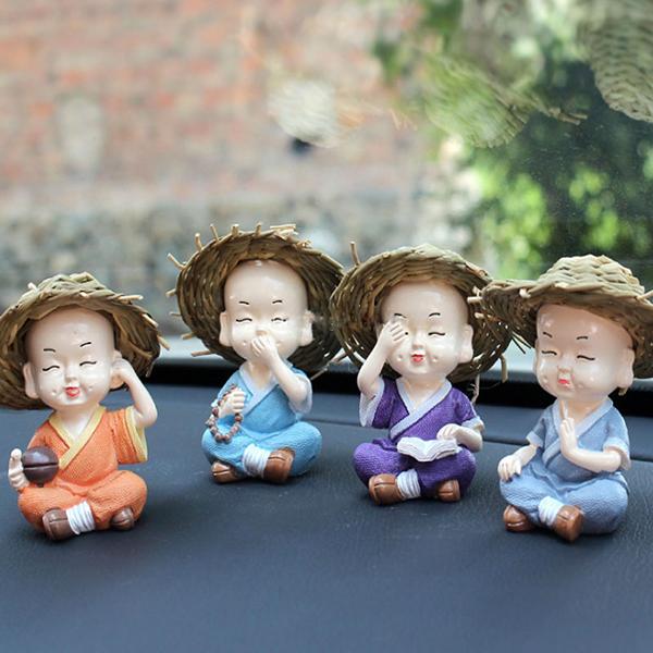 Cực Hot: Bộ tượng 4 chú tiểu đội mũ rơm cực dễ thương có miếng dán đính kèm