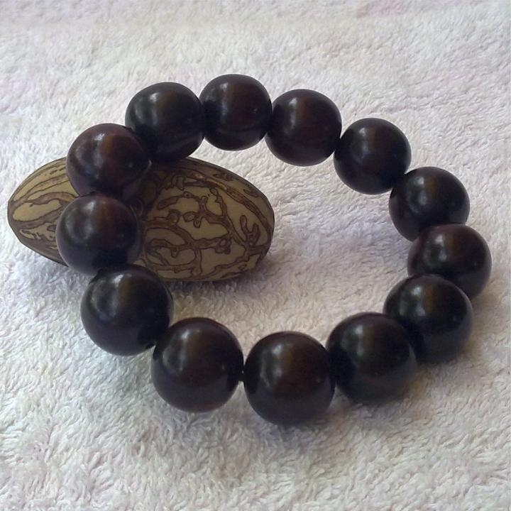 [HCM]Vòng đeo tay gỗ trắc 18mm