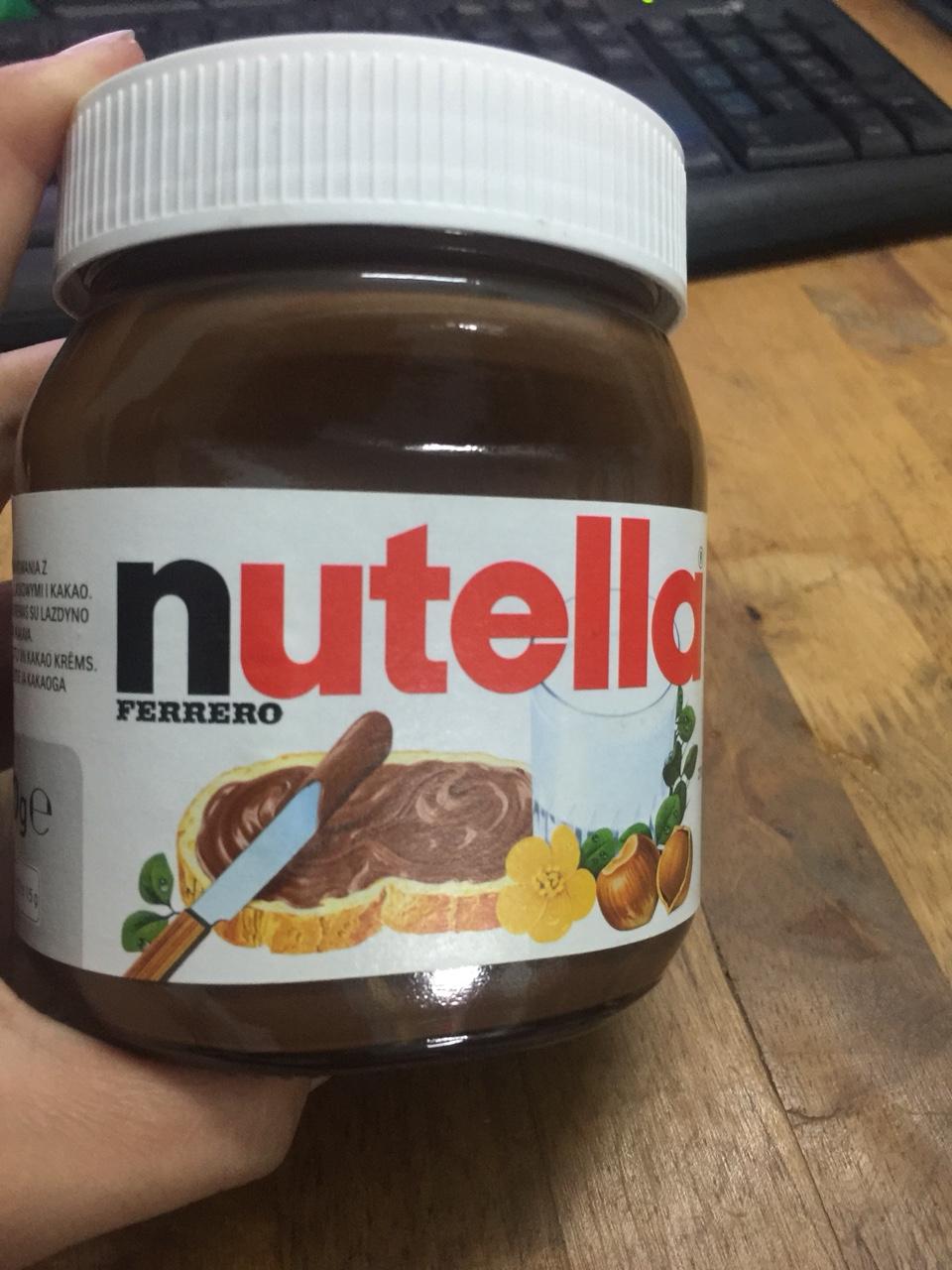 Bơ Hạt Phỉ Phết Cacao Nutella sa