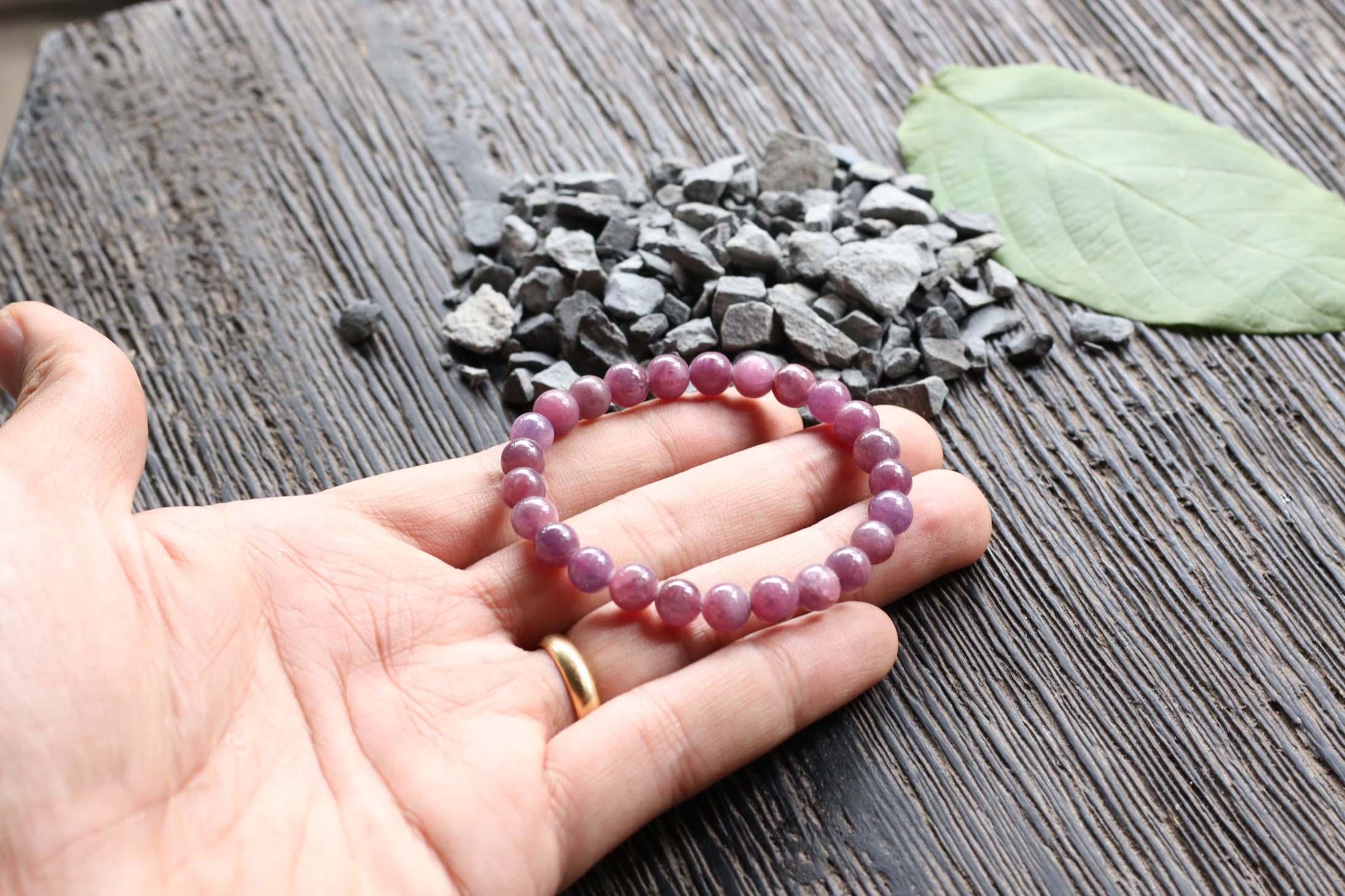 Vòng ruby (hồng ngọc) 7mm 02.jpg