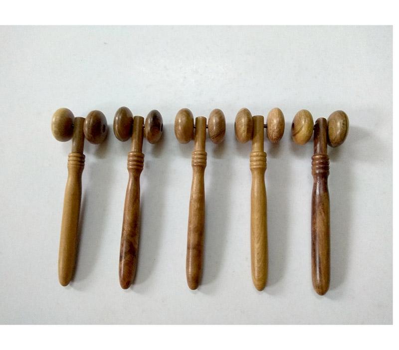 Cây mát xa bằng gỗ