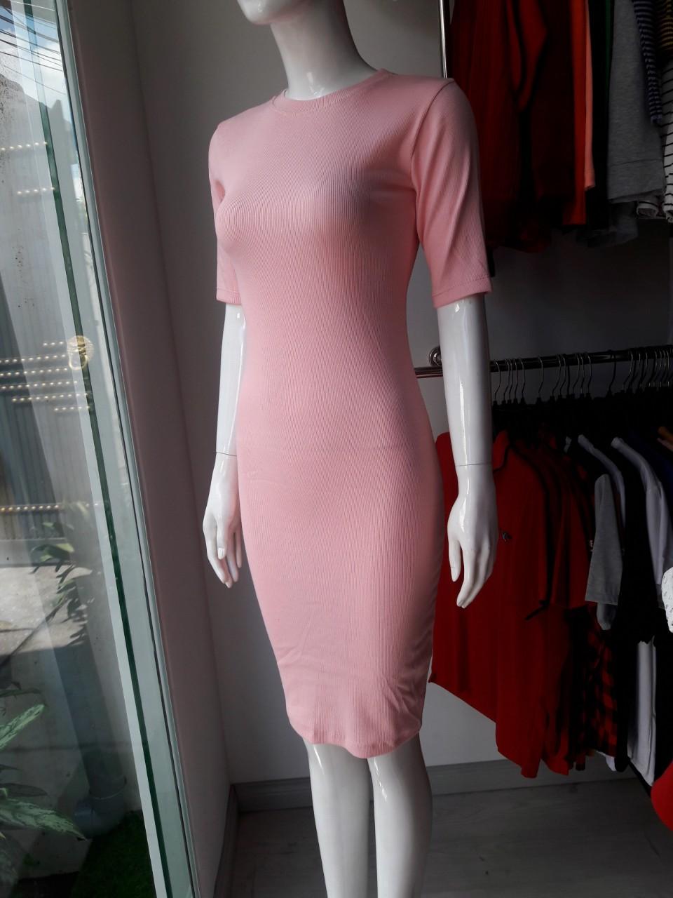 Đầm thun ôm body tay lỡ xẻ sau