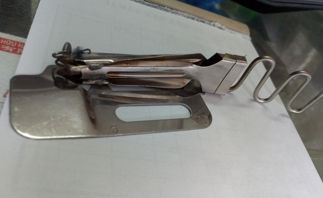 [HCM]Cử Viền 2 Mép Dây Vào 20ly Ra 5ly Máy May Công Nghiệp