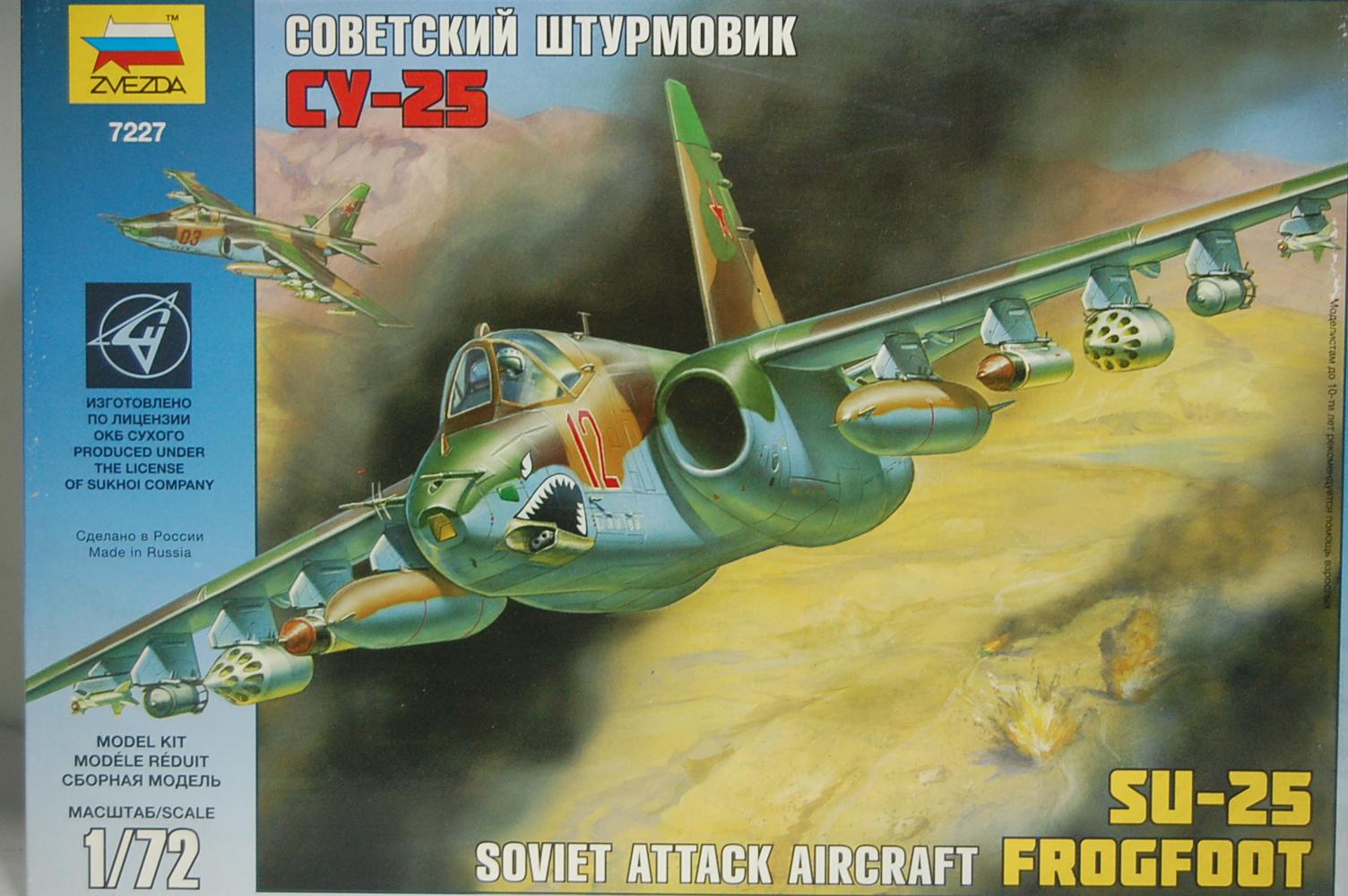 Bộ lắp ghép mô hình máy bay cường kích SU-25 tỉ lệ 1/72