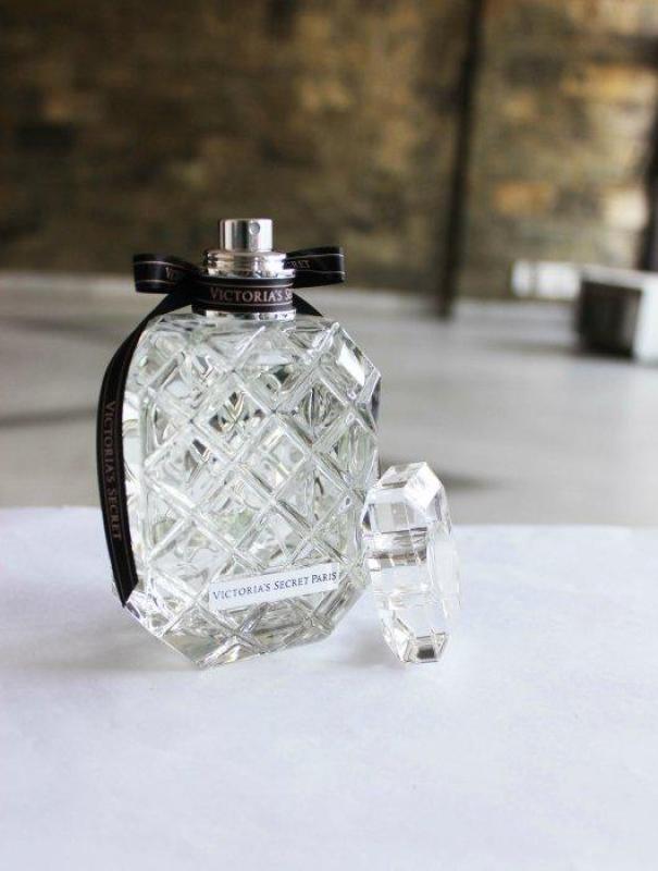 Nước Hoa Victoria’s Secret Bombshell Paris EDP (100ml)