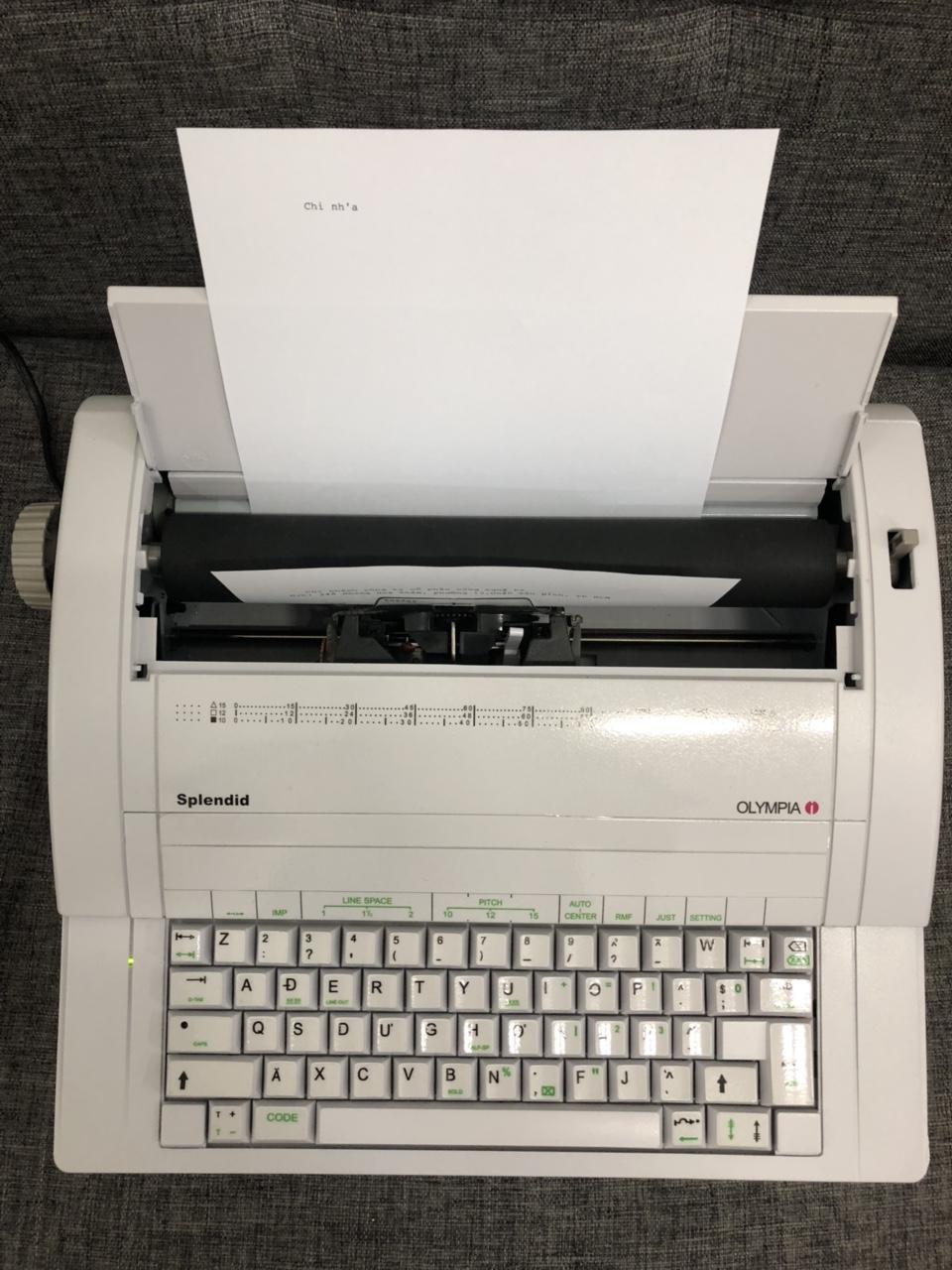 [HCM]Máy đánh chữ Olympia Spendid