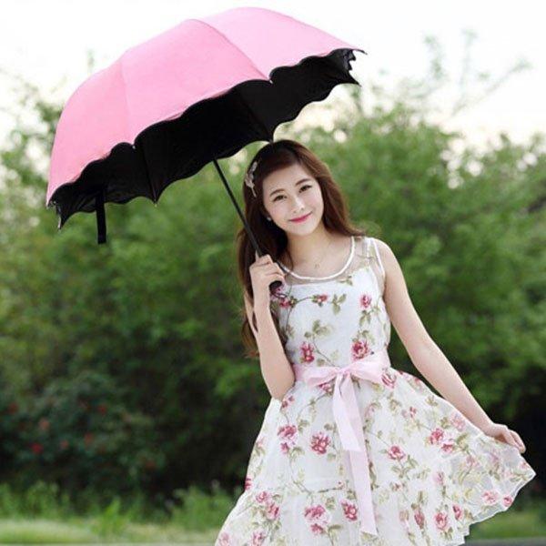 Ô gấp gọn gặp nước nở hoa độc đáo