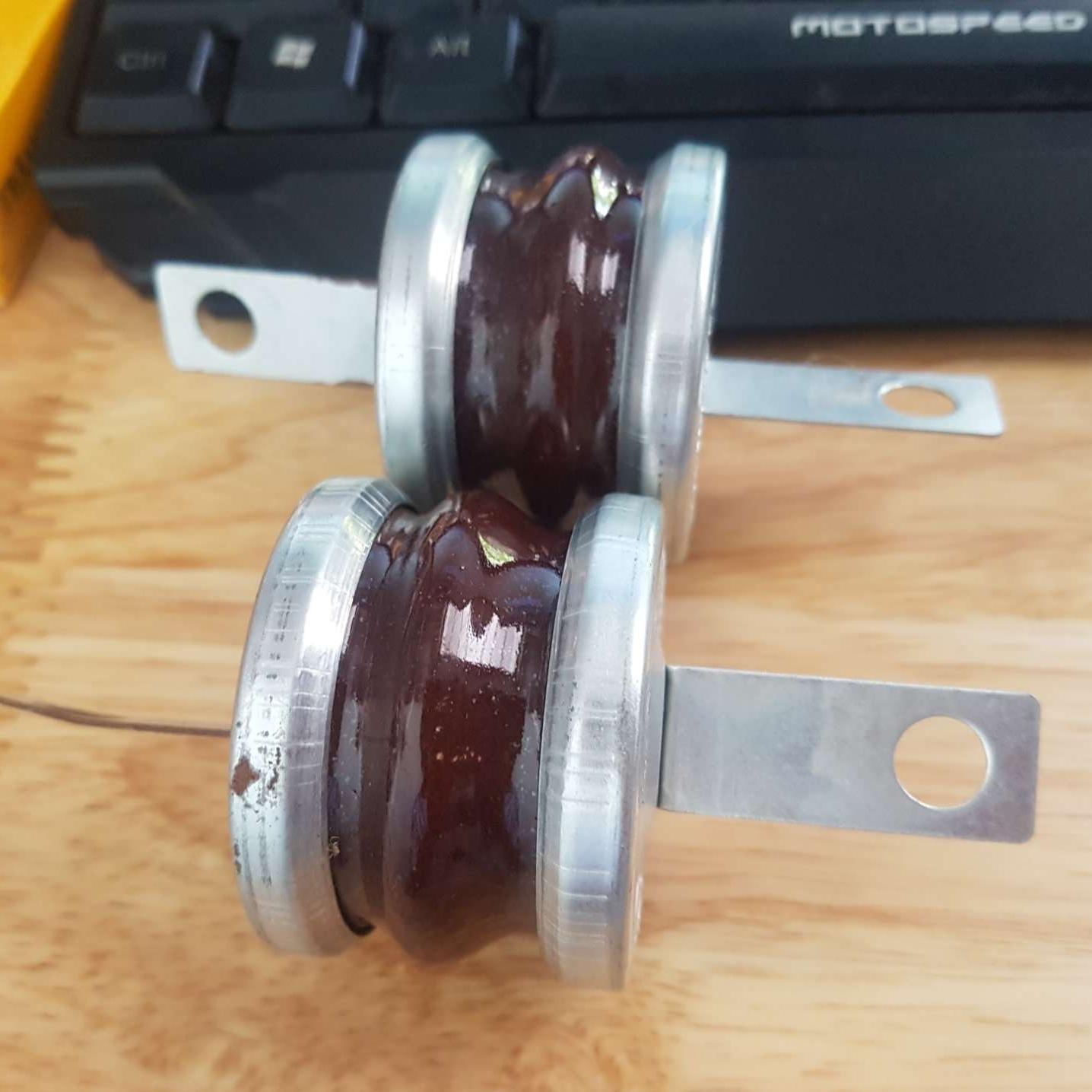 Van sứ chống sét hạ thế gz500