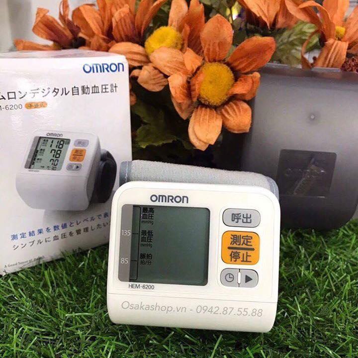 Máy đo huyết áp omron hem-6200