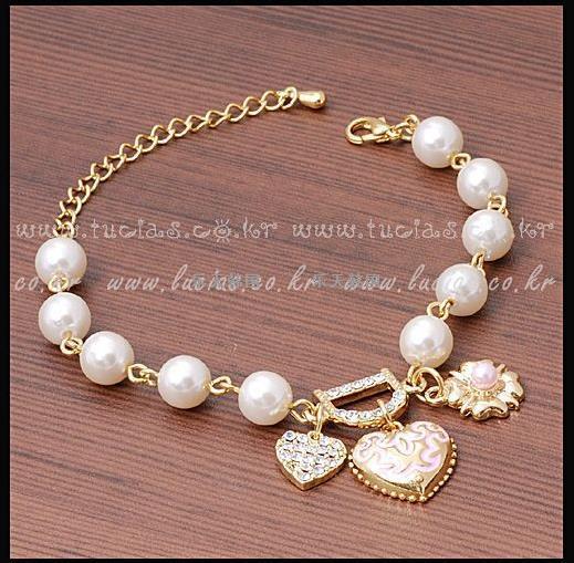 Lắc tay hạt ngọc trai chữ d móc trái tim atl008